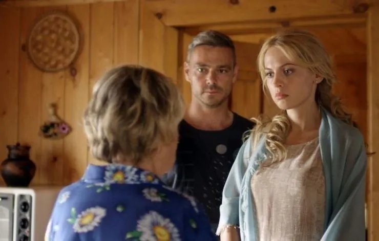 Чужая жизнь (2014) через торрент скачать Чужая жизнь (2014) сериал через торрент скачать