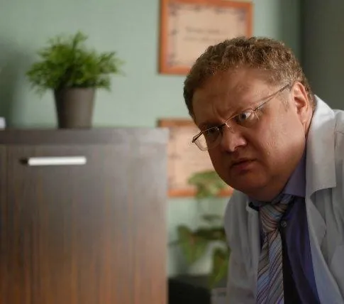 Этаж (2013) через торрент скачать Этаж (2013) сериал через торрент скачать