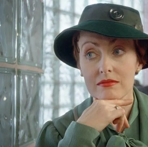 Пуаро (1989) через торрент скачать Пуаро (1989) сериал через торрент скачать