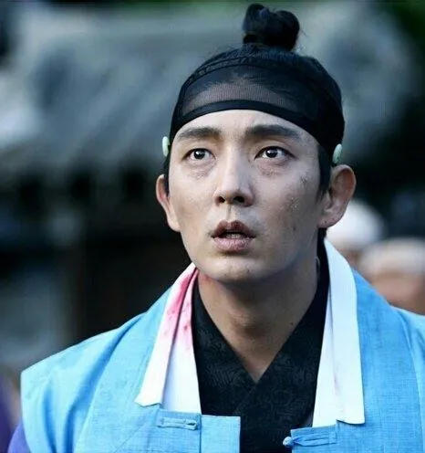 Учёный, гуляющий по ночам (2015) через торрент скачать Учёный, гуляющий по ночам (2015) сериал через торрент скачать