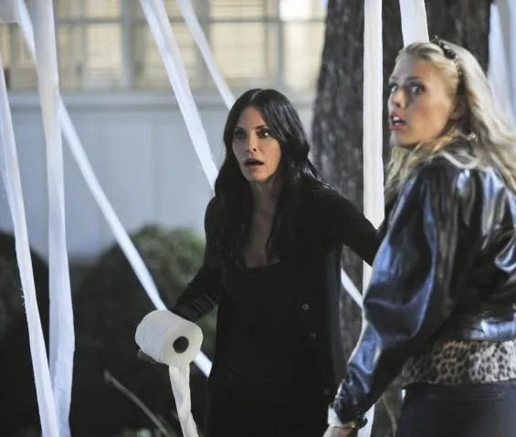 Город хищниц (2009) через торрент бесплатно Город хищниц (2009) сериал через торрент бесплатно