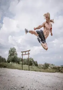 Уличный боец: Кулак убийцы (2014) в хорошем качестве через торрент Уличный боец: Кулак убийцы (2014) сериал в хорошем качестве через торрент