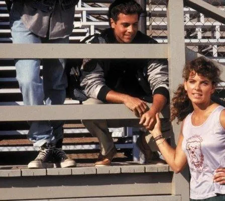 Кошмары Фредди (1988) через торрент скачать Кошмары Фредди (1988) сериал через торрент скачать