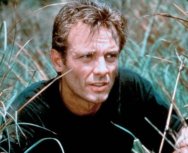 Спецназ (1997) через торрент скачать Спецназ (1997) фильм через торрент скачать