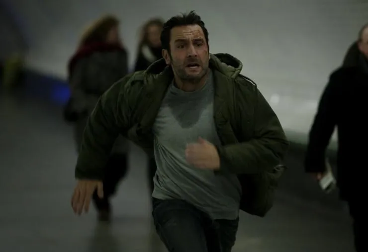 Три часа на побег (2010) через торрент бесплатно Три часа на побег (2010) фильм через торрент бесплатно