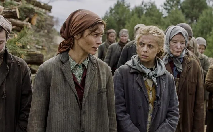 Пепел в снегу (2018) через торрент скачать Пепел в снегу (2018) фильм через торрент скачать