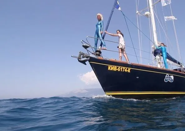 Рожденные свободными (2016) через торрент скачать Рожденные свободными (2016) фильм через торрент скачать