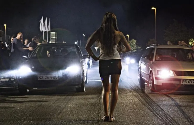 На грани (2014) через торрент бесплатно На грани (2014) фильм через торрент бесплатно