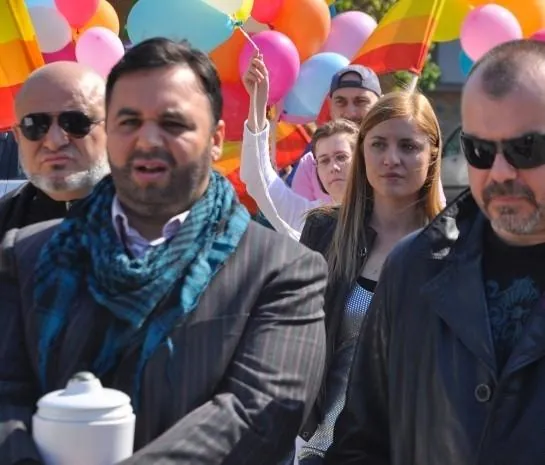 Парад (2011) в хорошем качестве через торрент Парад (2011) фильм в хорошем качестве через торрент