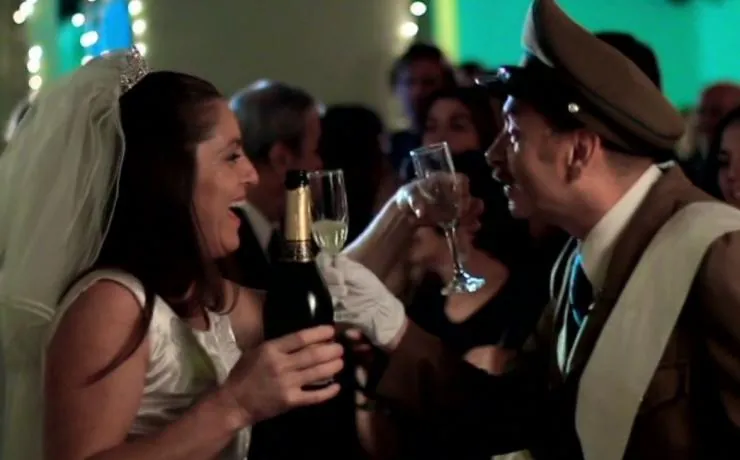 Какая к черту любовь?:( (2010) в хорошем качестве через торрент Какая к черту любовь?:( (2010) фильм в хорошем качестве через торрент