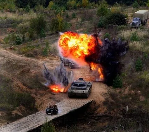 Снайпер: Герой сопротивления (2015) через торрент бесплатно Снайпер: Герой сопротивления (2015) сериал через торрент бесплатно