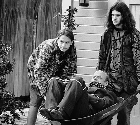 Домашний арест (1996) через торрент бесплатно Домашний арест (1996) фильм через торрент бесплатно