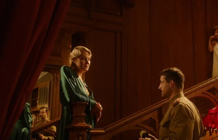 На Париж (2018) через торрент скачать На Париж (2018) фильм через торрент скачать