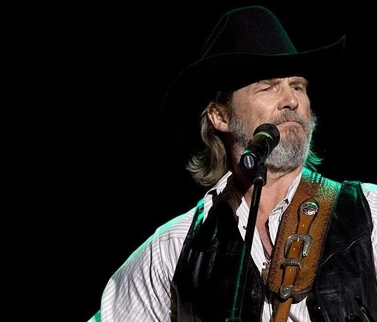 Сумасшедшее сердце (2009) через торрент бесплатно Сумасшедшее сердце (2009) фильм через торрент бесплатно