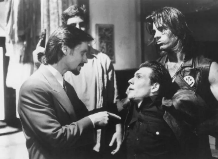 Каффс (1991) через торрент бесплатно Каффс (1991) фильм через торрент бесплатно