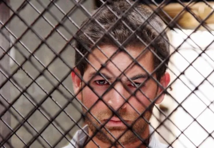 Взаперти (2009) через торрент бесплатно Взаперти (2009) фильм через торрент бесплатно