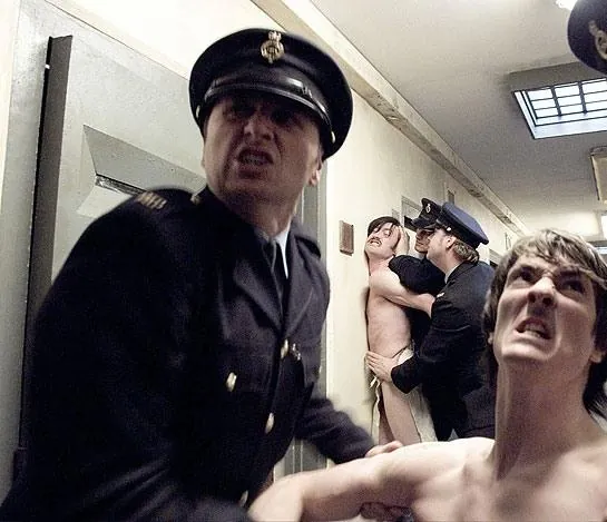 Голод (2008) в хорошем качестве через торрент Голод (2008) фильм в хорошем качестве через торрент