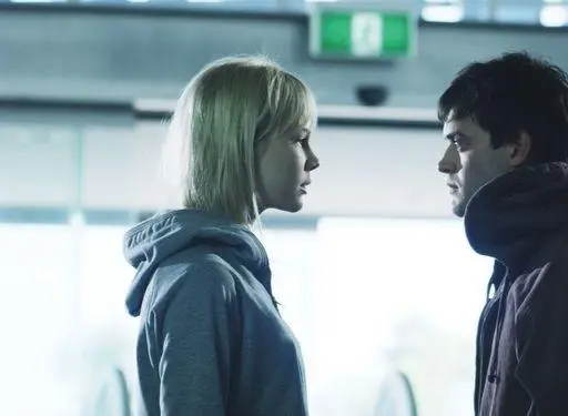 Молодым без толку (2010) в хорошем качестве через торрент Молодым без толку (2010) фильм в хорошем качестве через торрент