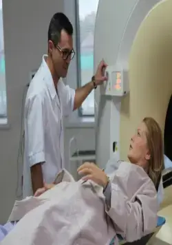 Девушка средних лет (2014) через торрент скачать Девушка средних лет (2014) сериал через торрент скачать