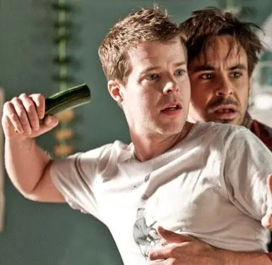 Трое (2011) через торрент скачать Трое (2011) сериал через торрент скачать