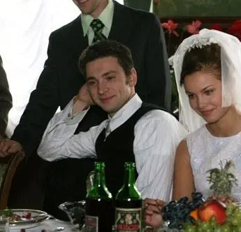 И все-таки я люблю... (2007) в хорошем качестве через торрент И все-таки я люблю... (2007) сериал в хорошем качестве через торрент