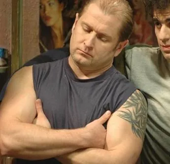 Зона (2006) через торрент бесплатно Зона (2006) сериал через торрент бесплатно