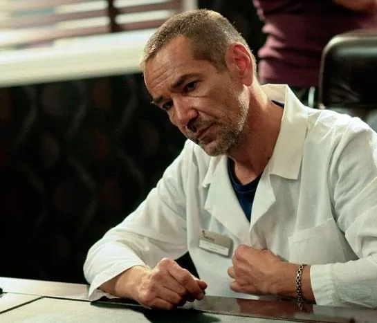 Костоправ (2011) в хорошем качестве через торрент Костоправ (2011) сериал в хорошем качестве через торрент