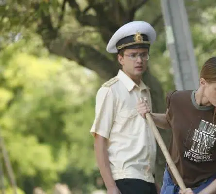 Мины в фарватере (2008) через торрент бесплатно Мины в фарватере (2008) сериал через торрент бесплатно