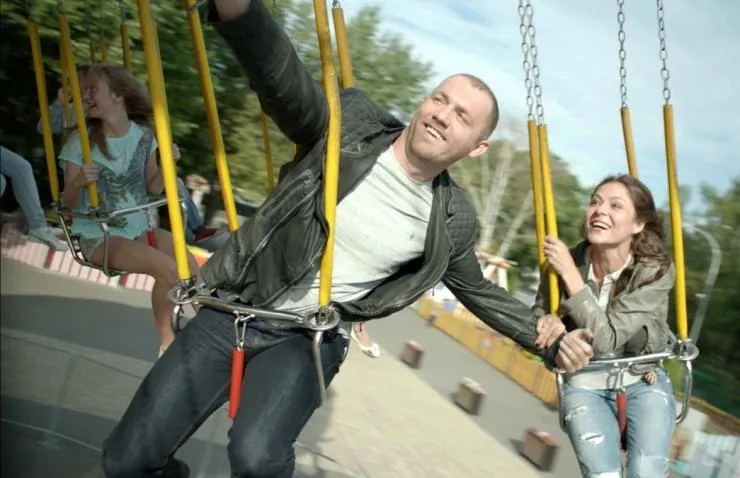 Измены (2015) через торрент бесплатно Измены (2015) сериал через торрент бесплатно