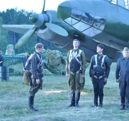 Баллада о бомбере (2011) в хорошем качестве через торрент Баллада о бомбере (2011) сериал в хорошем качестве через торрент