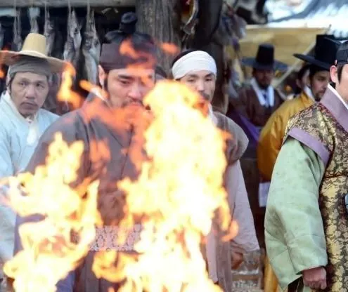 Чан Ок-чон (2013) через торрент скачать Чан Ок-чон (2013) сериал через торрент скачать