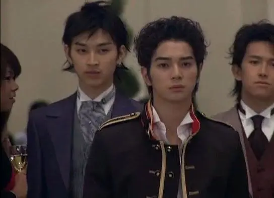 Цветочки после ягодок (2005) через торрент скачать Цветочки после ягодок (2005) сериал через торрент скачать