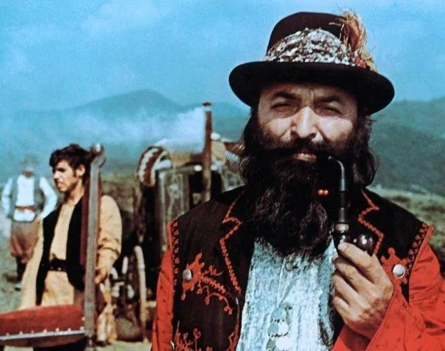 Табор уходит в небо (1976) через торрент бесплатно Табор уходит в небо (1976) фильм через торрент бесплатно