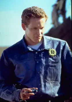 Чёрная дыра (1999) через торрент скачать Чёрная дыра (1999) фильм через торрент скачать