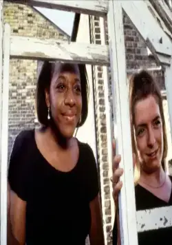 Тайны и ложь (1996) через торрент скачать Тайны и ложь (1996) фильм через торрент скачать