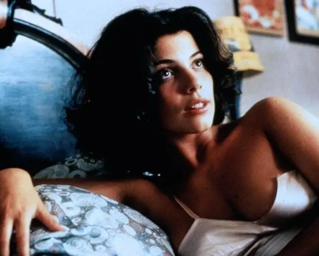 Изящная эпоха (1992) через торрент бесплатно Изящная эпоха (1992) фильм через торрент бесплатно