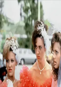 Свадьба Мюриэл (1994) в хорошем качестве через торрент Свадьба Мюриэл (1994) фильм в хорошем качестве через торрент