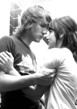 История странного подростка (2009) через торрент скачать История странного подростка (2009) фильм через торрент скачать