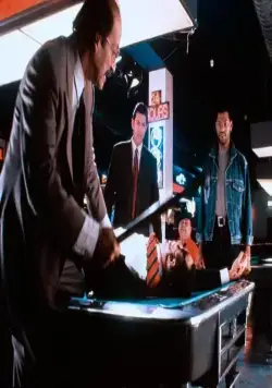 Под прикрытием (1992) в хорошем качестве через торрент Под прикрытием (1992) фильм в хорошем качестве через торрент