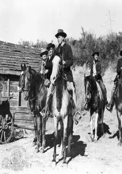 Пять ружей Запада (1955) в хорошем качестве через торрент Пять ружей Запада (1955) фильм в хорошем качестве через торрент