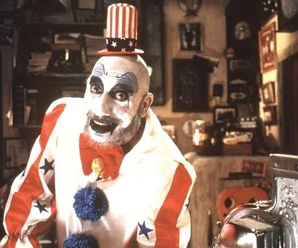 Дом 1000 трупов (2003) в хорошем качестве через торрент Дом 1000 трупов (2003) фильм в хорошем качестве через торрент