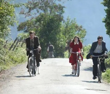 Сон бабочки (2013) через торрент бесплатно Сон бабочки (2013) фильм через торрент бесплатно