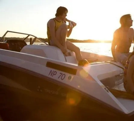 Скейтлэнд (2010) через торрент скачать Скейтлэнд (2010) фильм через торрент скачать