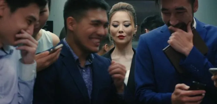 Glaмұр для дур (2016) через торрент скачать Glaмұр для дур (2016) фильм через торрент скачать