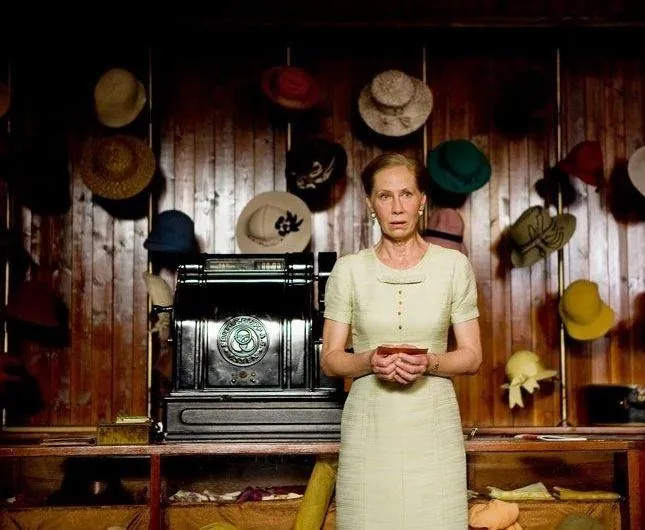 Дурацкий август (2013) через торрент скачать Дурацкий август (2013) фильм через торрент скачать