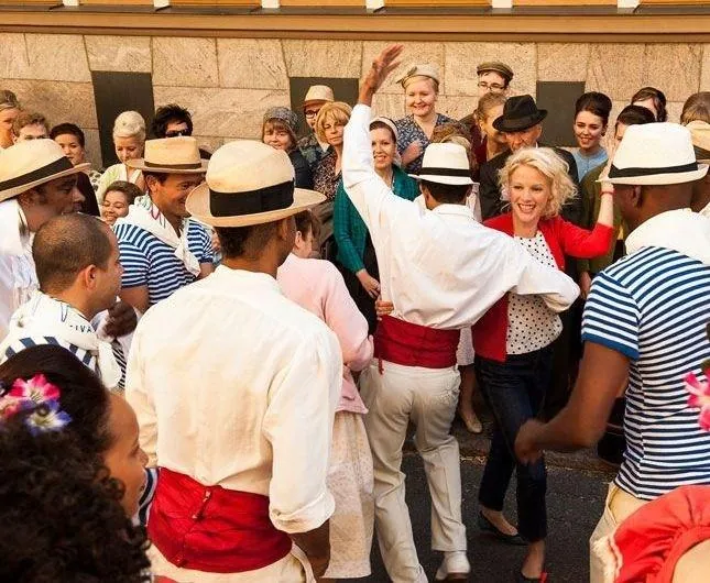 Дурацкий август (2013) в хорошем качестве через торрент Дурацкий август (2013) фильм в хорошем качестве через торрент