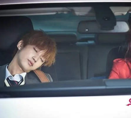 Она — просто нечто (2013) в хорошем качестве через торрент Она — просто нечто (2013) сериал в хорошем качестве через торрент