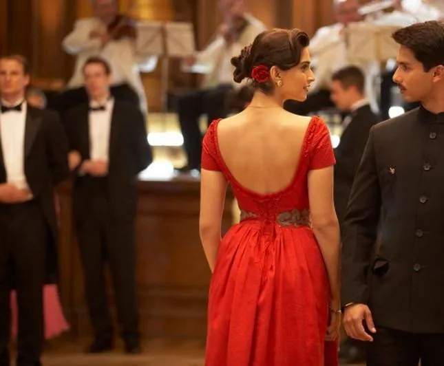 Времена года (2011) через торрент бесплатно Времена года (2011) фильм через торрент бесплатно