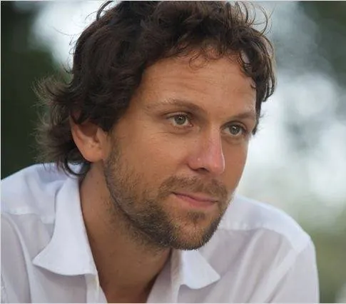 Наше будущее (2015) через торрент бесплатно Наше будущее (2015) фильм через торрент бесплатно