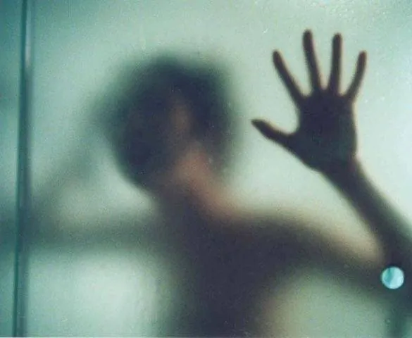 Три... экстрима (2004) через торрент скачать Три... экстрима (2004) фильм через торрент скачать